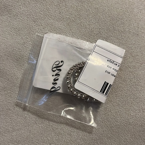 𝅺flash Wedding Ring Set - Picture 10 of 10